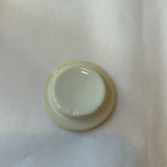 Chinese Porcelain Herb Spice Ginger Jar 2.5 High - Picture 6 of 8